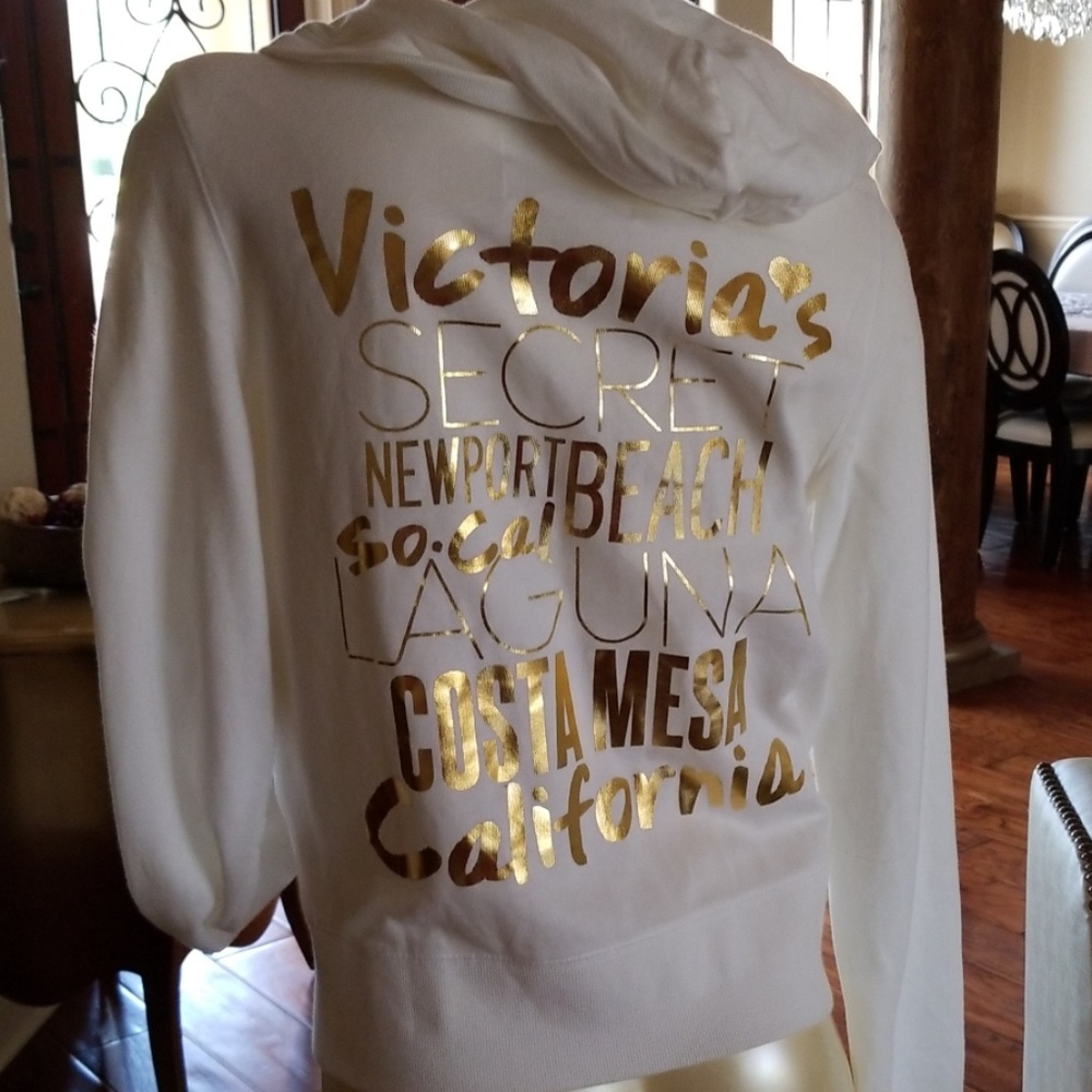 NWT Victoria's Secret Supermodel Essentials hoodie